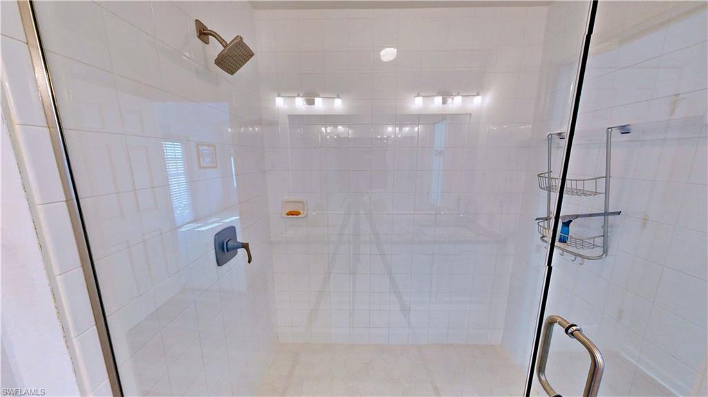 16721 Seagull Bay Ct Property Photo 34