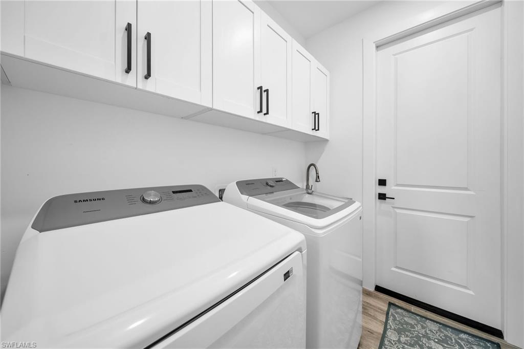 533 Ne 15th Ter Property Photo 16