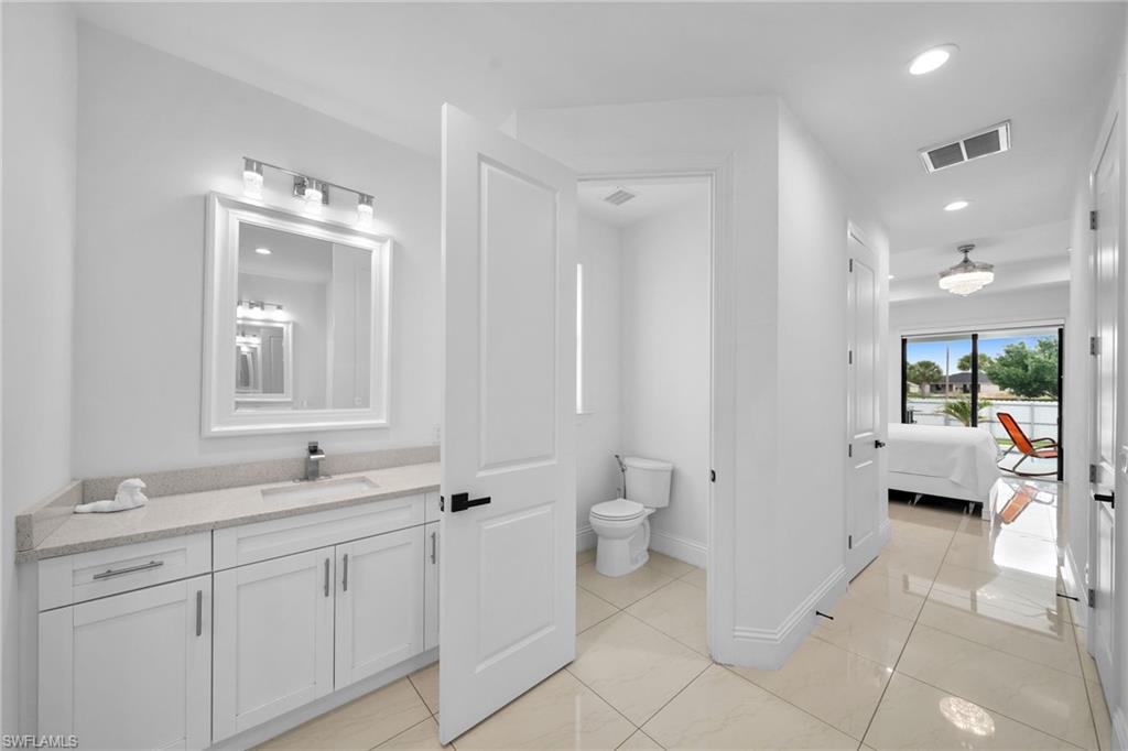 1911 Ne 15th Pl Property Photo 17