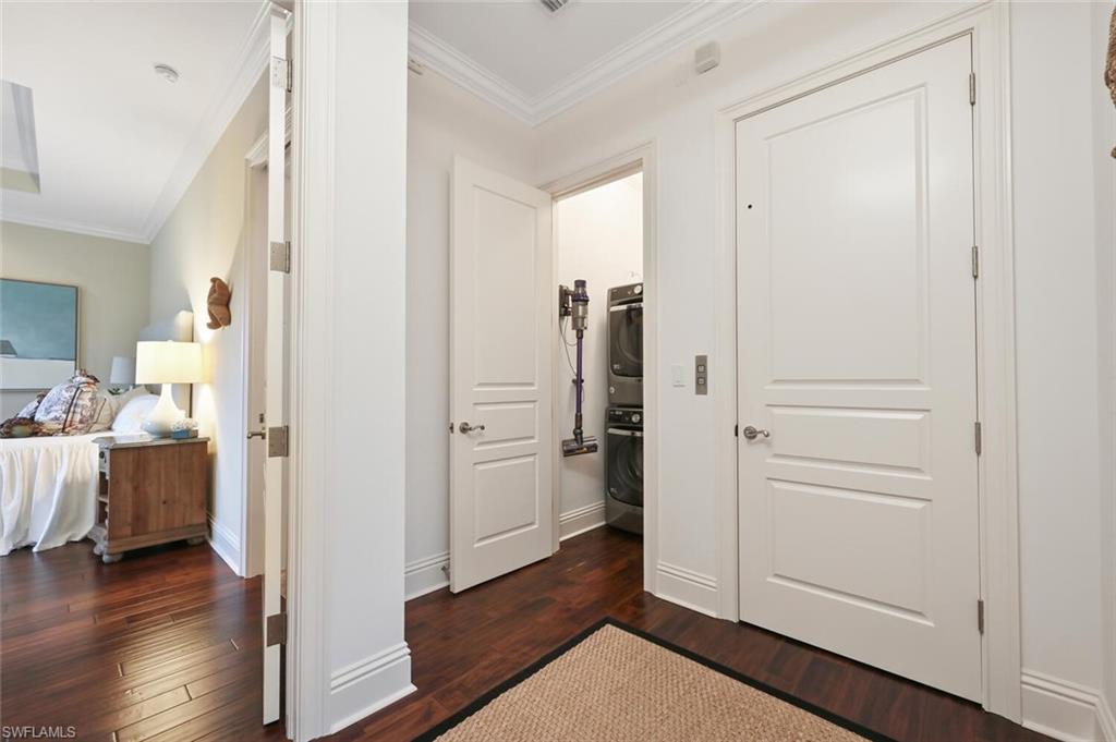 425 5th St S # A Property Photo 29