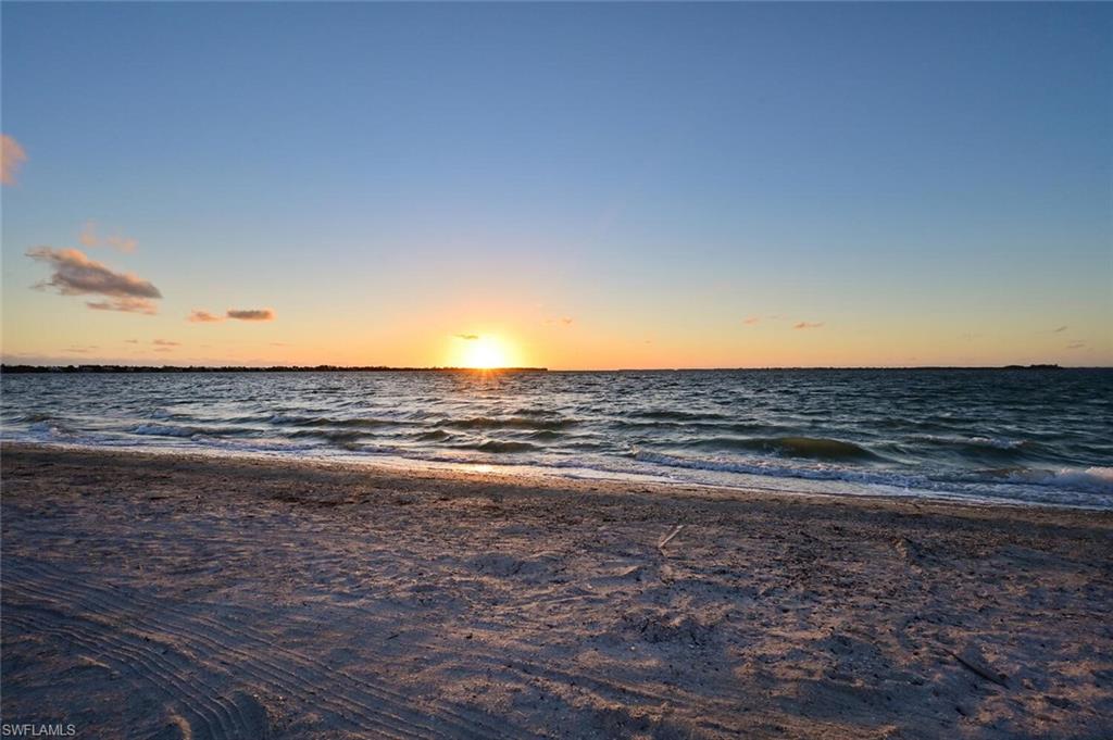 10341 Gulf Shore Dr Property Photo 43