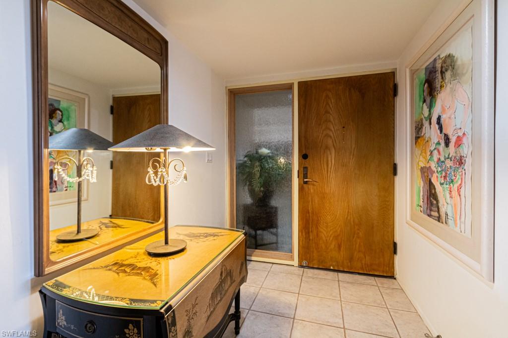 5260 S Landings Dr # 605 Property Photo 4