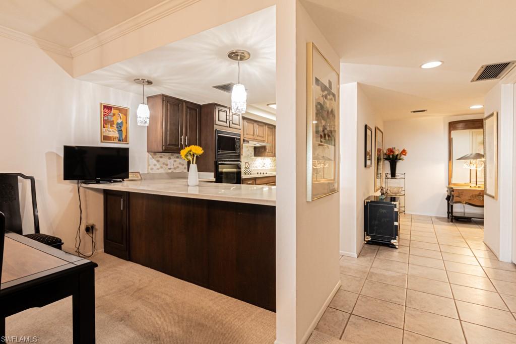 5260 S Landings Dr # 605 Property Photo 8