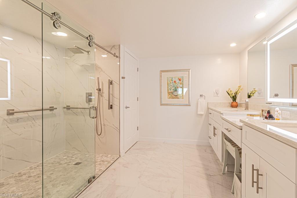 5260 S Landings Dr # 605 Property Photo 27