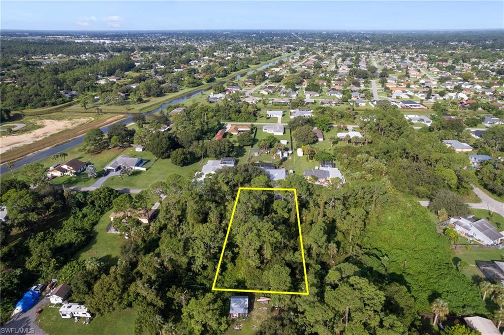 16 Robert Ave Property Photo 3
