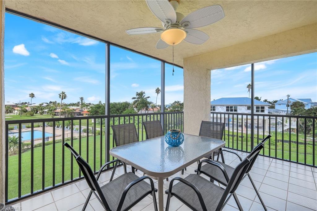 6665 Estero Blvd # 226 Property Photo 8
