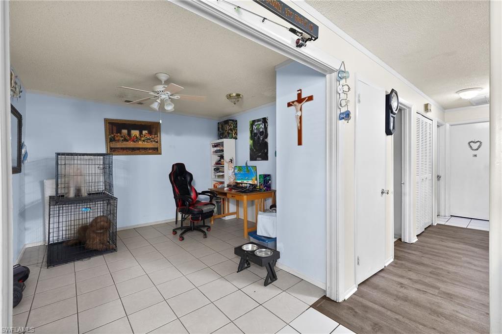 1078/1080 Southdale Rd Property Photo 12