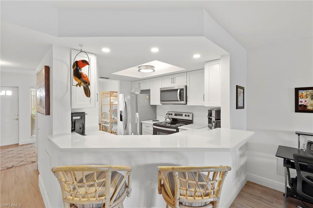 840 Gulf Pavillion Dr # 103 Property Photo 5