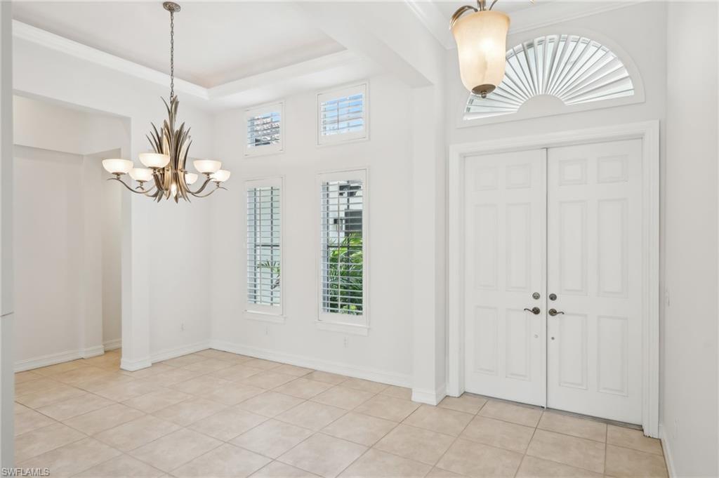 367 Saddlebrook Ln Property Photo 4