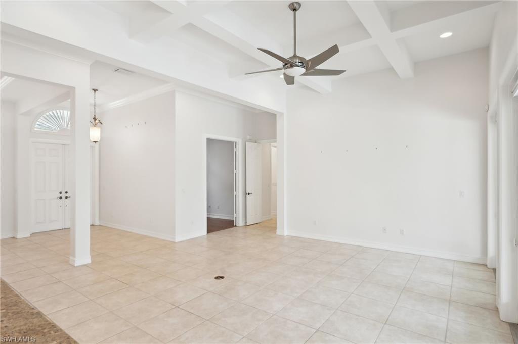 367 Saddlebrook Ln Property Photo 5