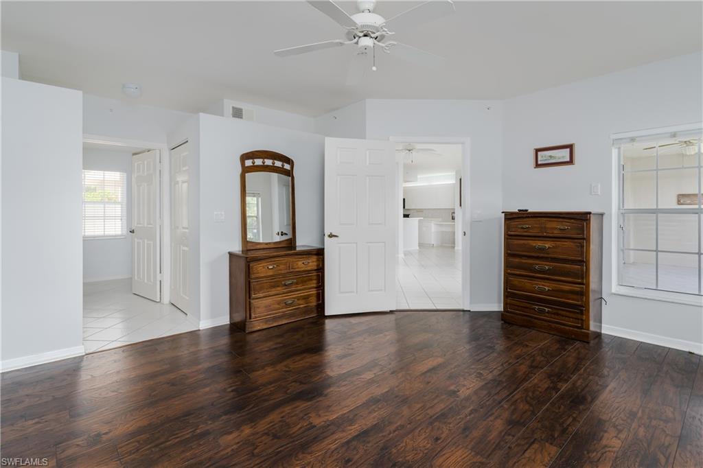 7576 Oleander Gate Dr # 102 Property Photo 14