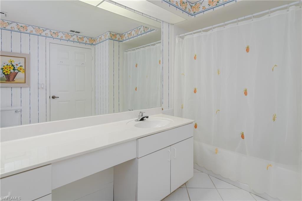 7576 Oleander Gate Dr # 102 Property Photo 19