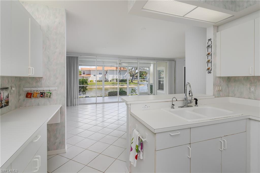 7576 Oleander Gate Dr # 102 Property Photo 22