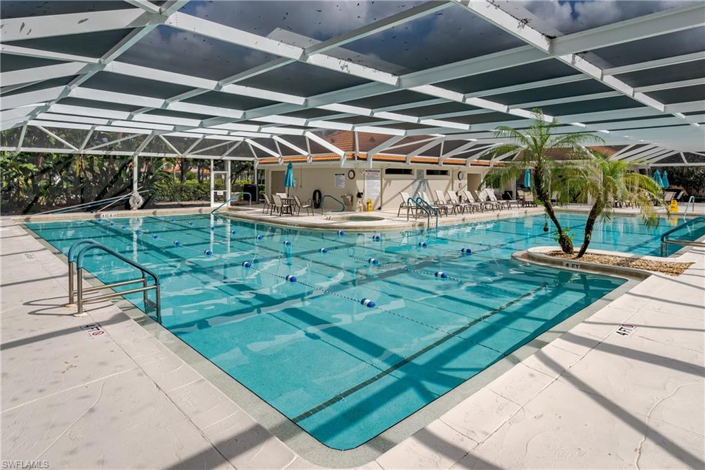 7576 Oleander Gate Dr # 102 Property Photo 32