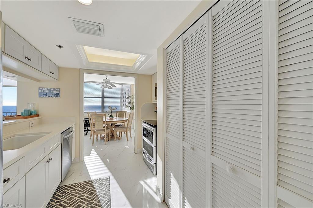 5550 Heron Point Dr # 1802 Property Photo 9