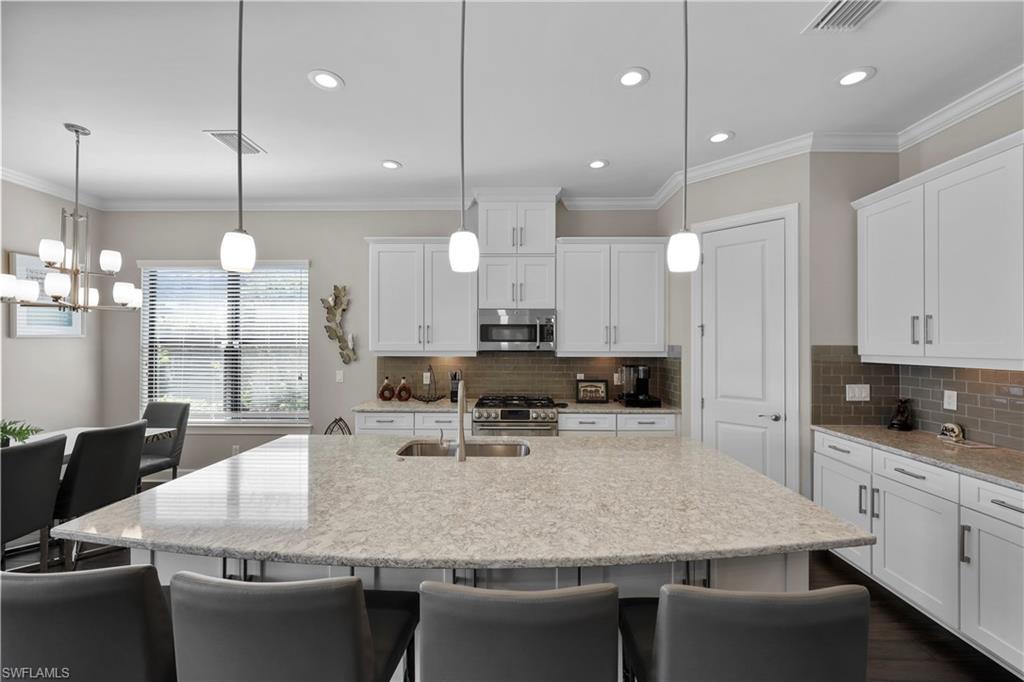 9126 Trivoli Ter Property Photo 9