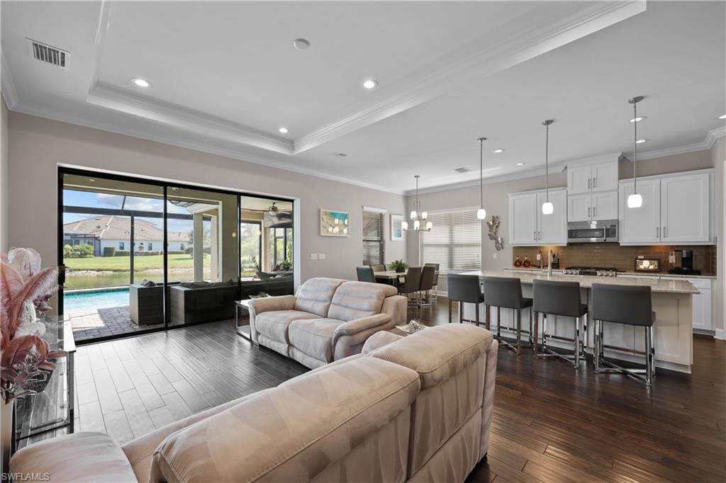 9126 Trivoli Ter Property Photo 12