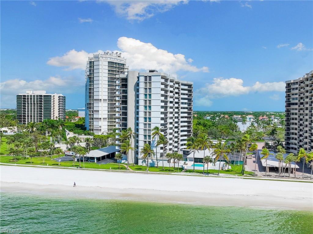 4005 Gulf Shore Blvd N # 700 Property Photo 3