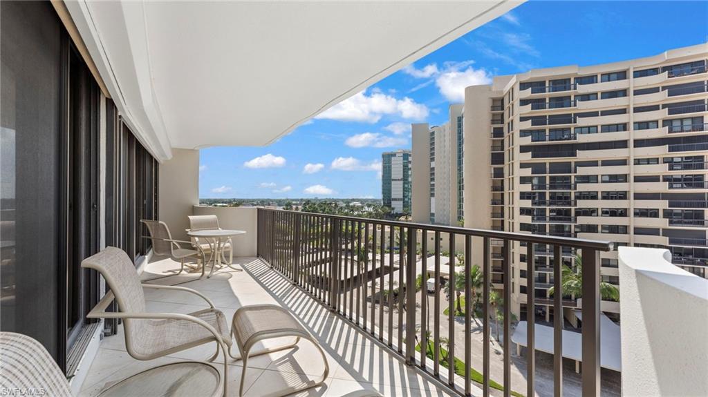 4005 Gulf Shore Blvd N # 700 Property Photo 12