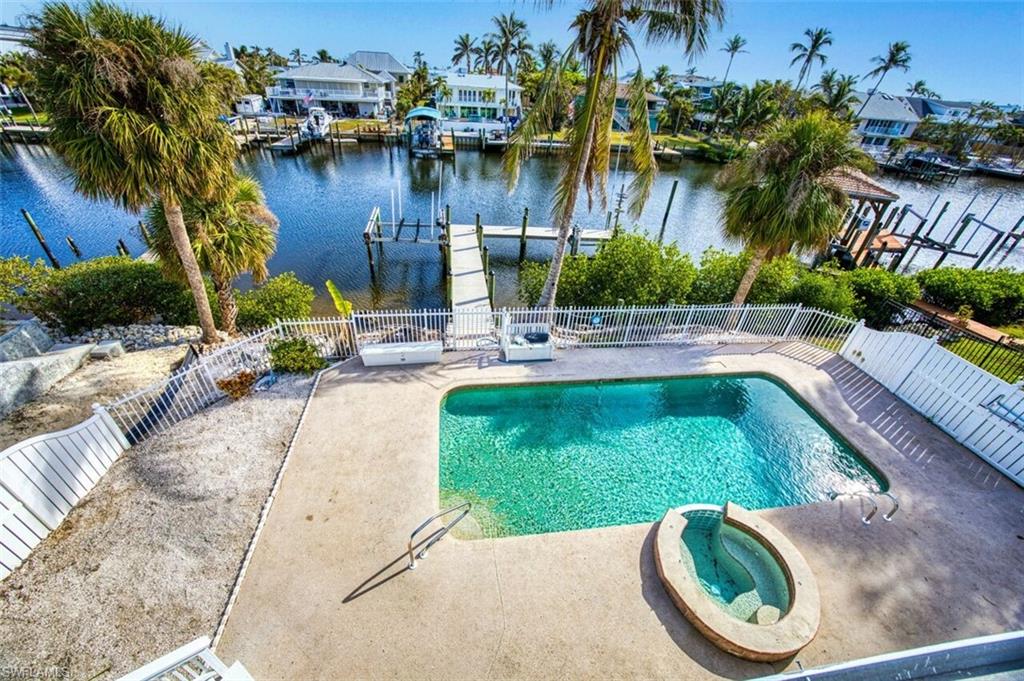 18141 Old Pelican Bay Dr Property Photo 37