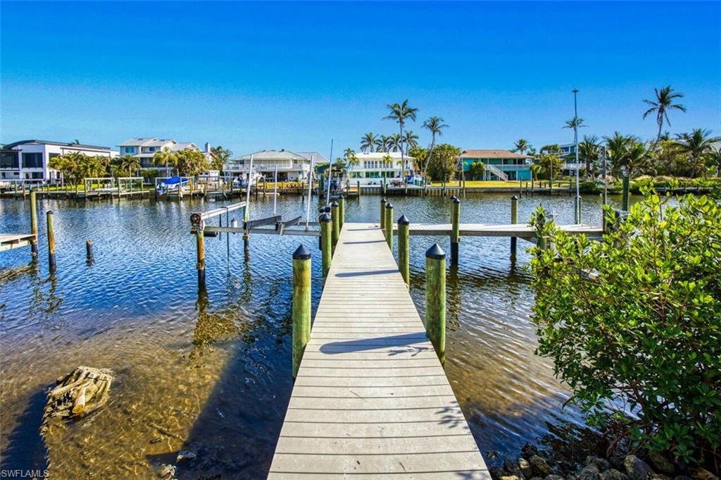 18141 Old Pelican Bay Dr Property Photo 47