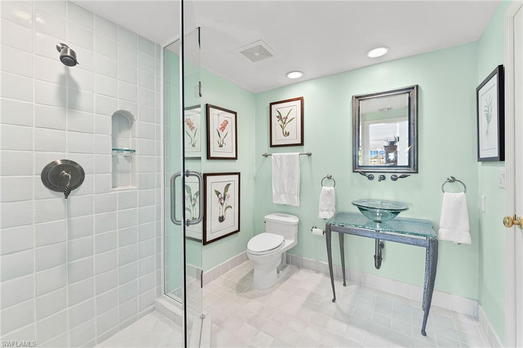 4000 Gulf Shore Blvd N # 3200 Property Photo 13