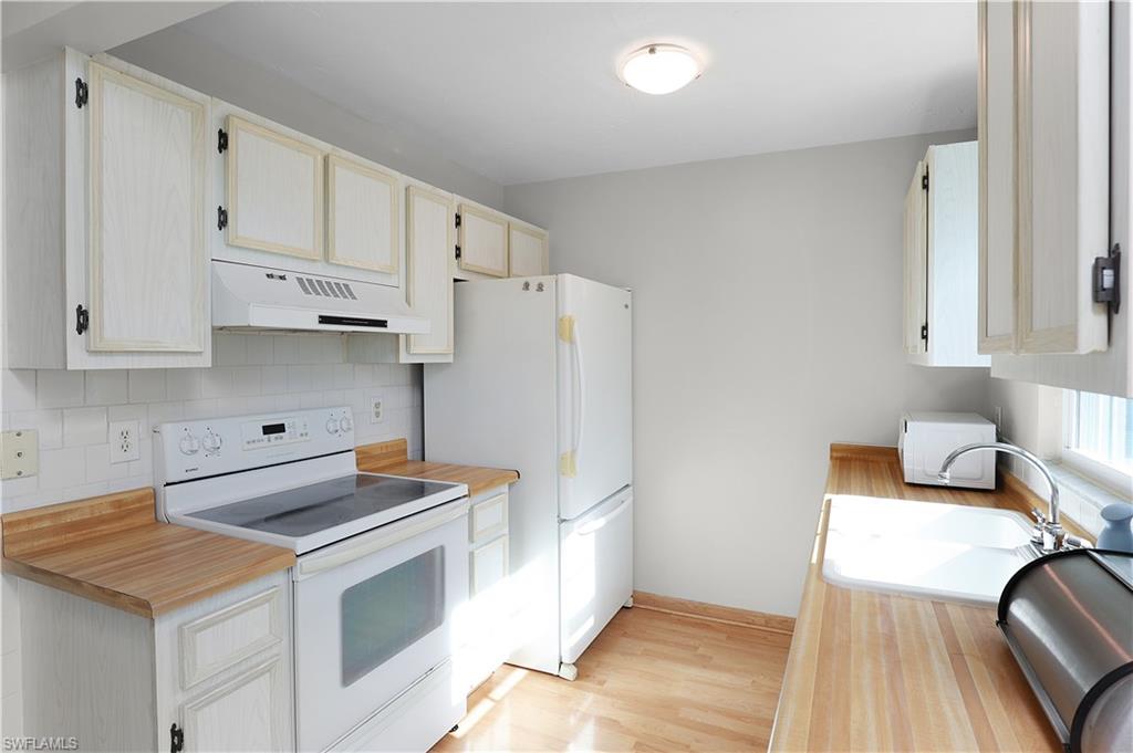 7007 Cedarhurst Dr # 7d Property Photo 6