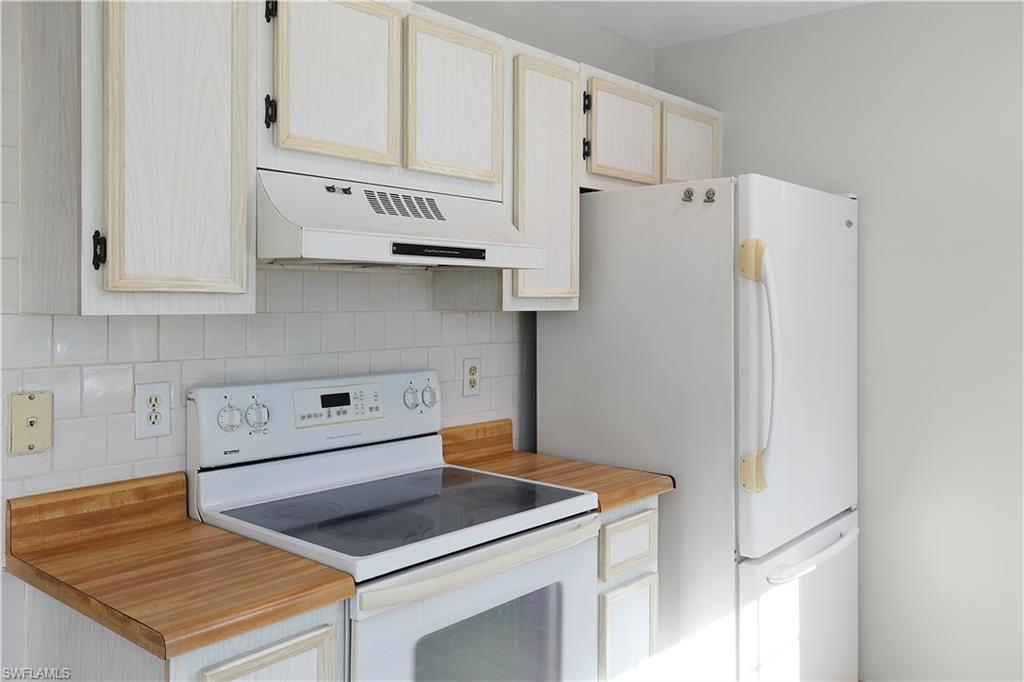 7007 Cedarhurst Dr # 7d Property Photo 9