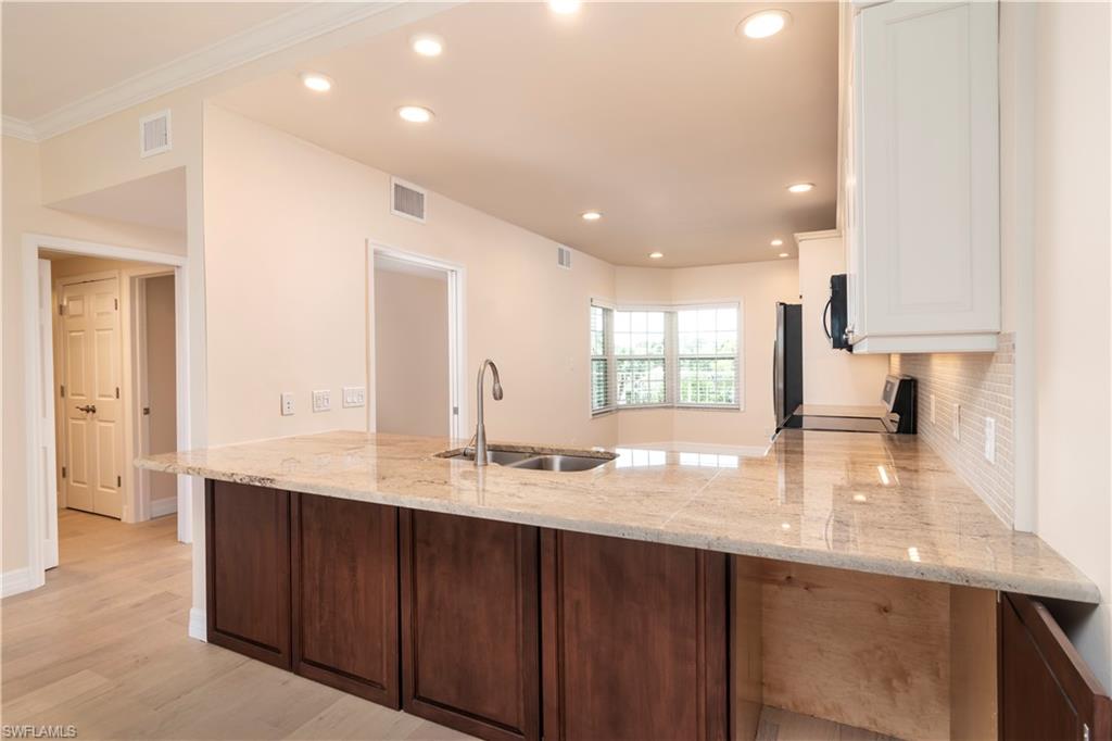 4140 Bayhead Dr # 203 Property Photo 12