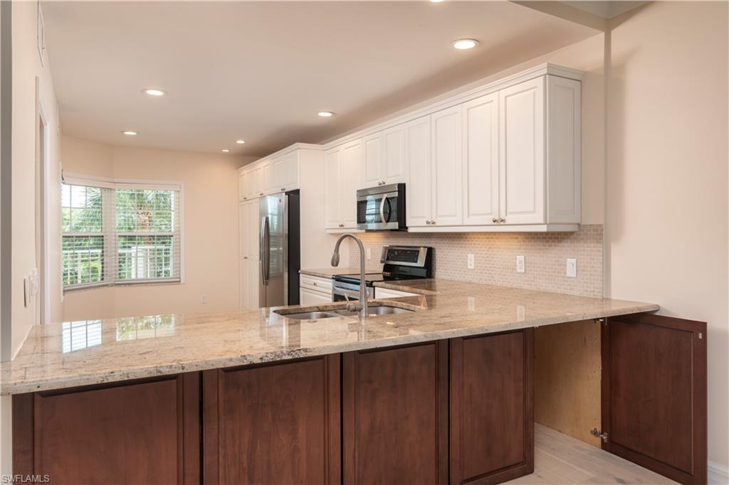 4140 Bayhead Dr # 203 Property Photo 13