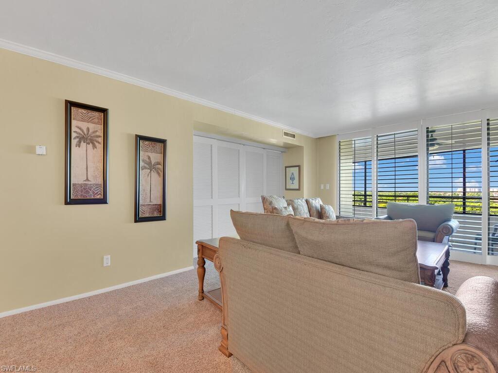 5260 S Landings Dr 805 Property Photo 16