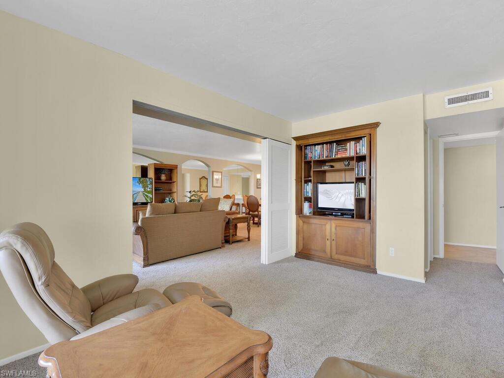 5260 S Landings Dr 805 Property Photo 33