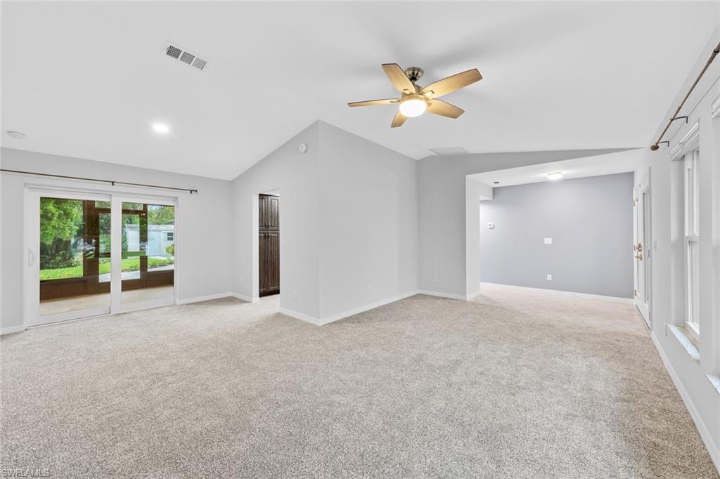 9835 Connecticut St Property Photo 10