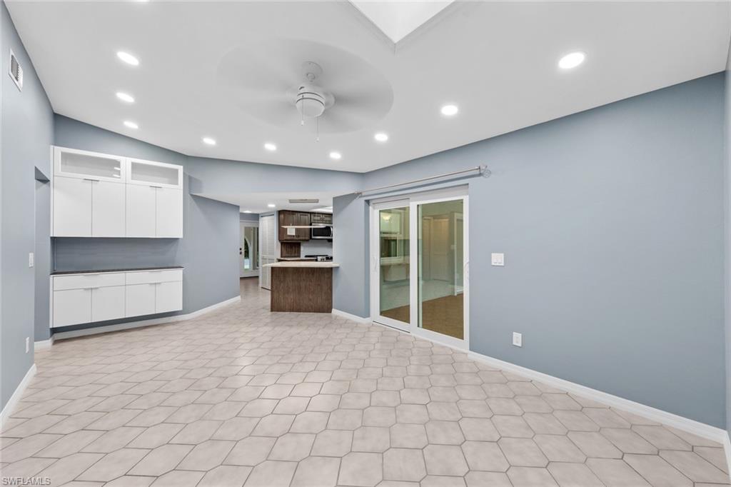 9835 Connecticut St Property Photo 25