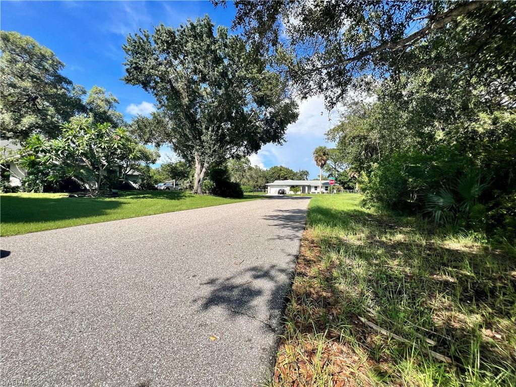5542 Eyerly Ter Property Photo 2