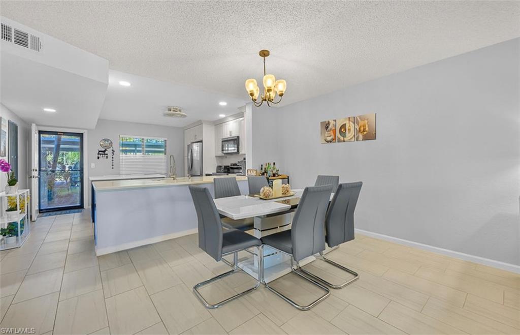5733 Deauville Cir # G102 Property Photo 6