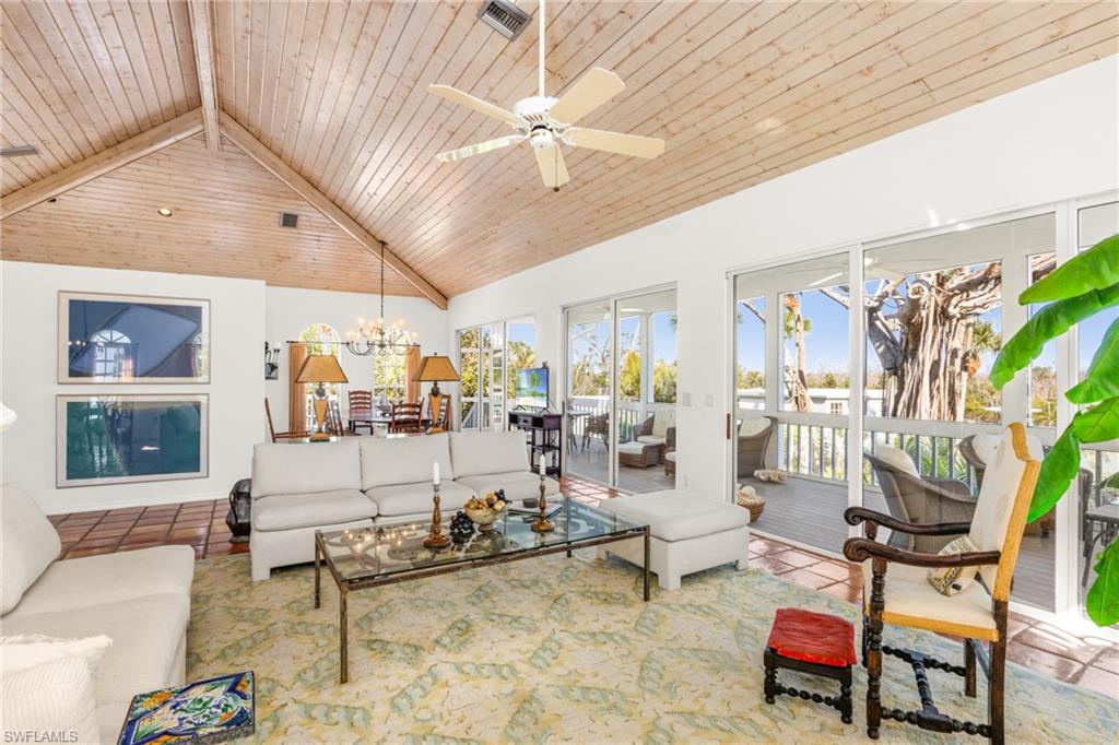 16777 Captiva Dr Property Photo 7