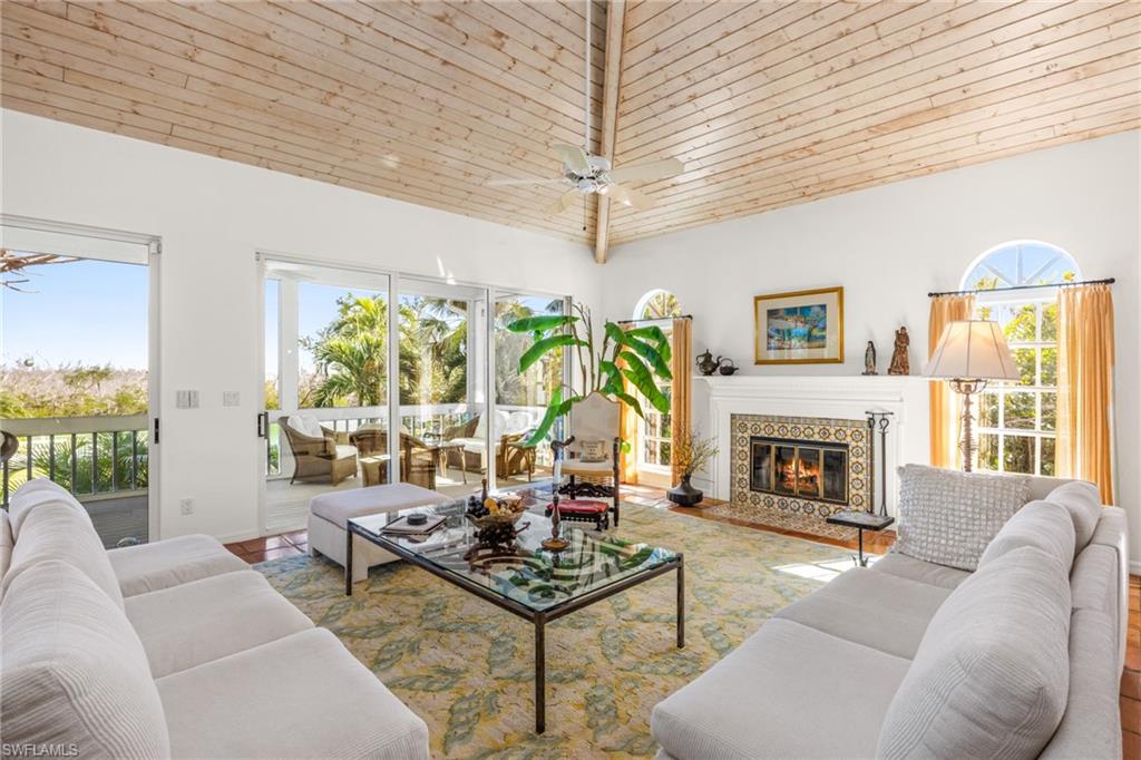 16777 Captiva Dr Property Photo 8