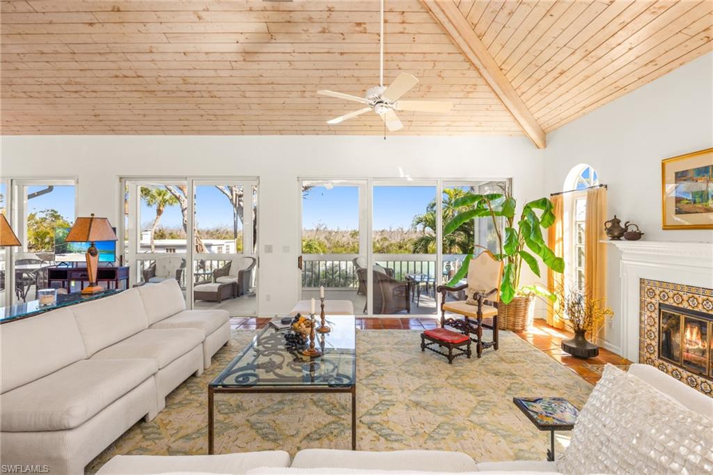 16777 Captiva Dr Property Photo 9