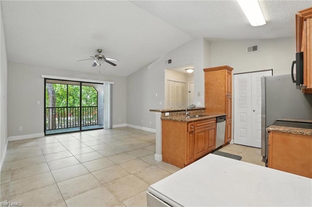 2214 Arbour Walk Cir # 2023 Property Photo 11