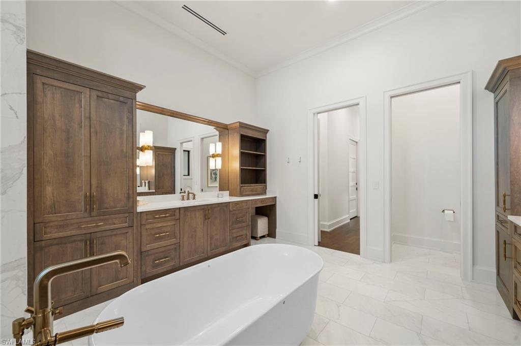 3200 Crayton Rd Property Photo 32