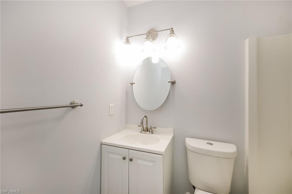 143 Se 30th Ter Property Photo 5