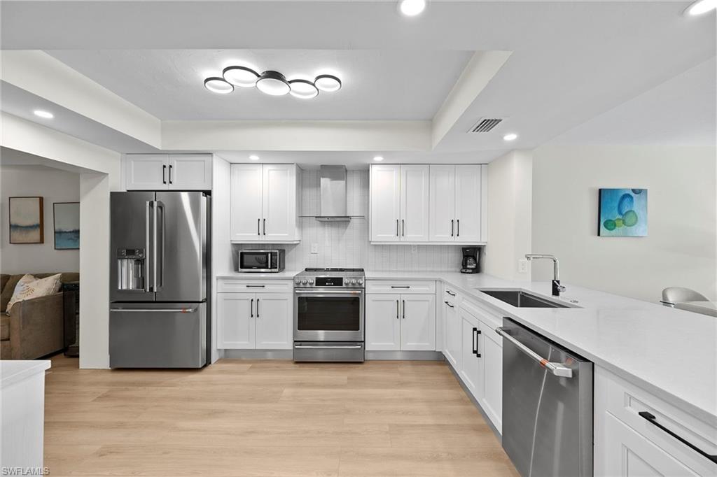 6360 Pelican Bay Blvd # 105 Property Photo 15