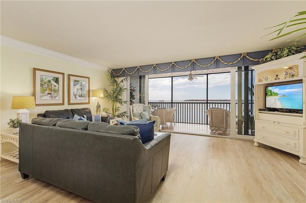 17080 Harbour Point Dr # 213 Property Photo 5