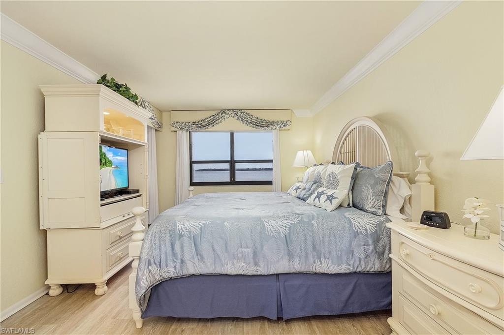 17080 Harbour Point Dr # 213 Property Photo 14