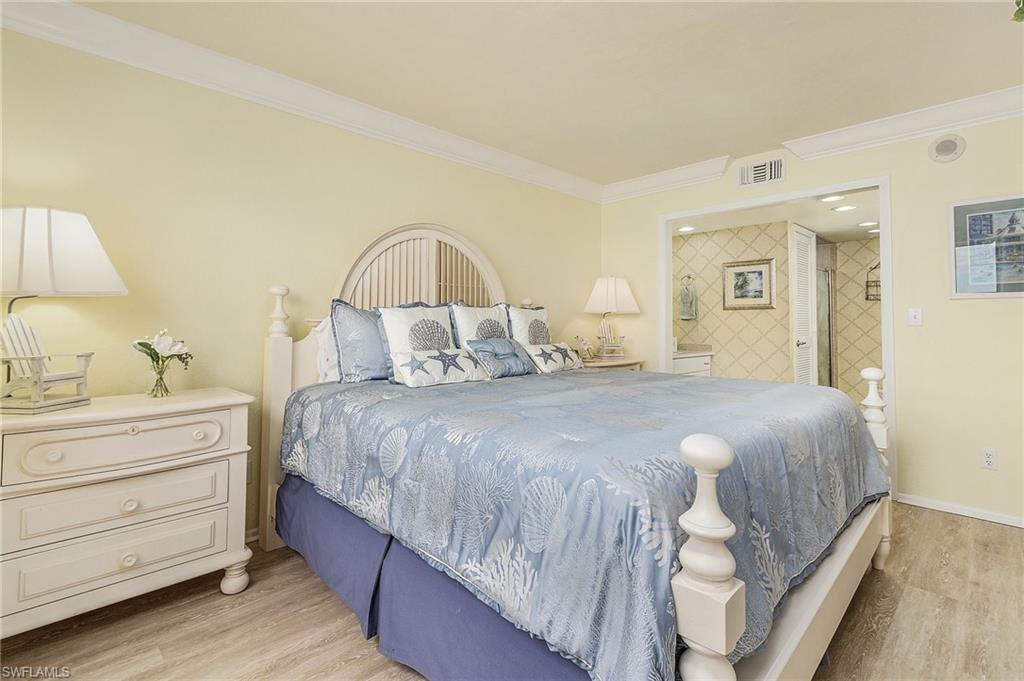17080 Harbour Point Dr # 213 Property Photo 15