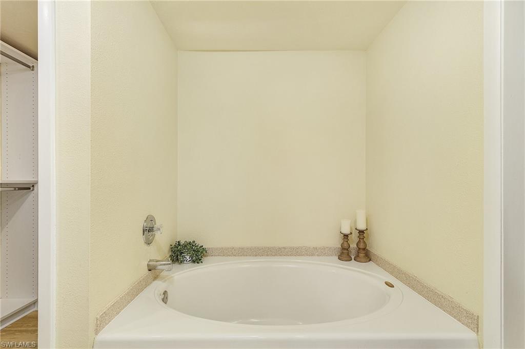 17080 Harbour Point Dr # 213 Property Photo 20