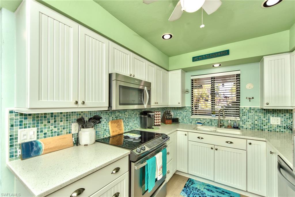 6056 Huntington Woods Dr # 9 Property Photo 4