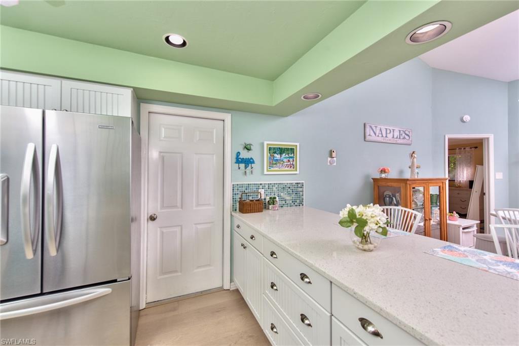 6056 Huntington Woods Dr # 9 Property Photo 5