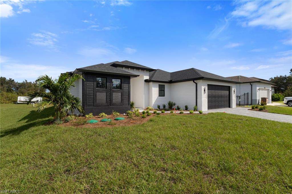 14081 Carlos St Property Photo 3